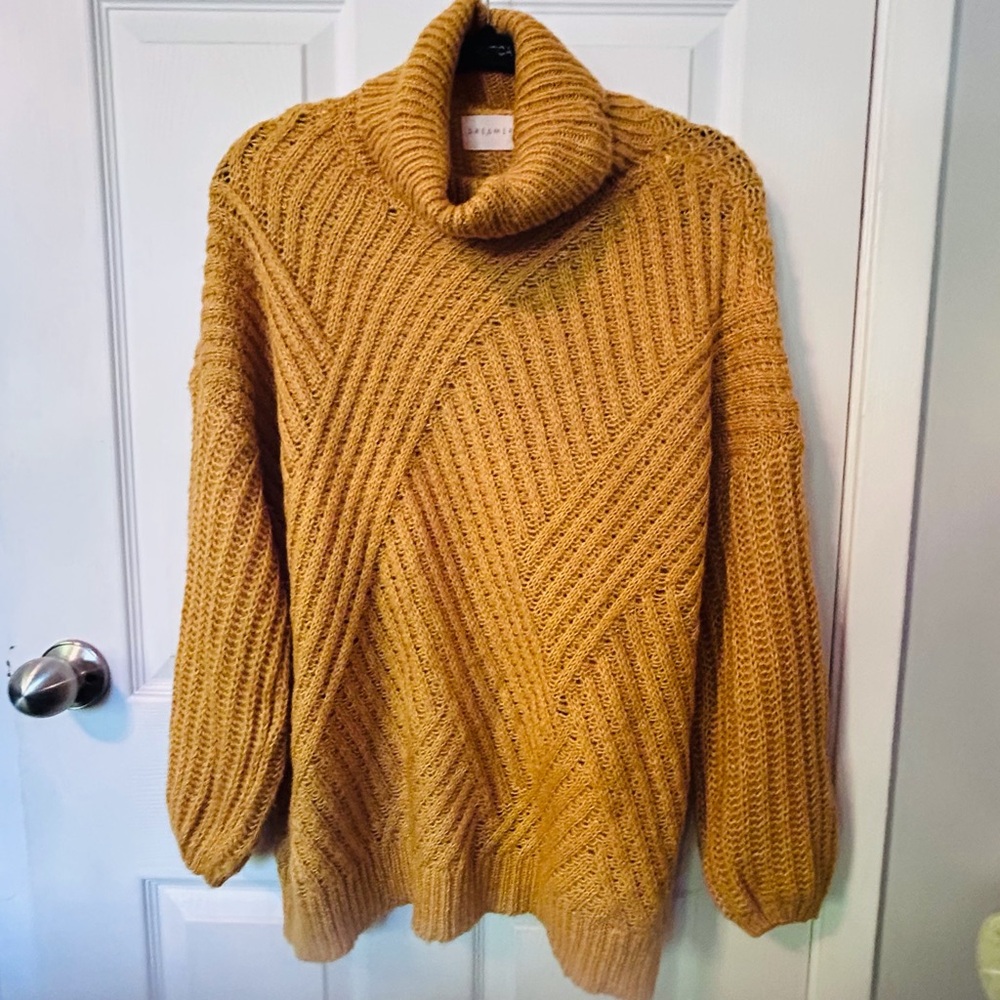 Dreamers Turtle Neck deep Yellow Cozy Sweater
